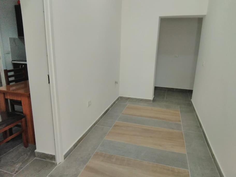 Villa Besnik, Rooms For Rent Vlore Luaran gambar